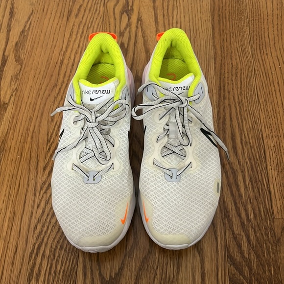 Nike Renew sneakers - Picture 2 of 6